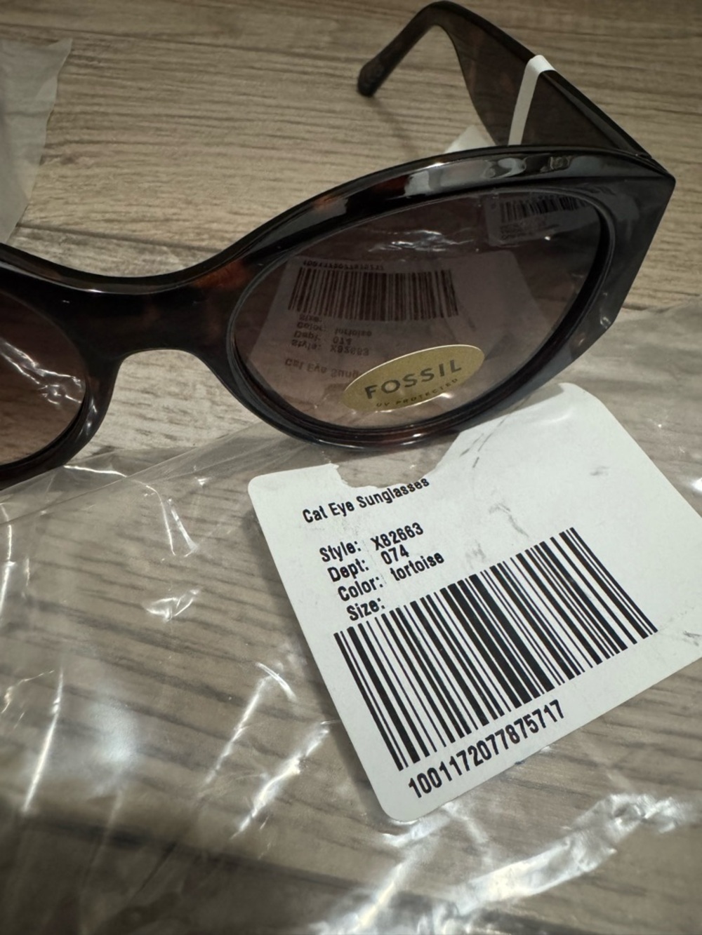 Fossil Tortoise Cat Eye Sunglasses Style X82663 UV Protected NWT - Picture 6 of 8